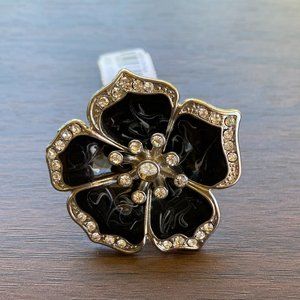 New York & Company black floral ring